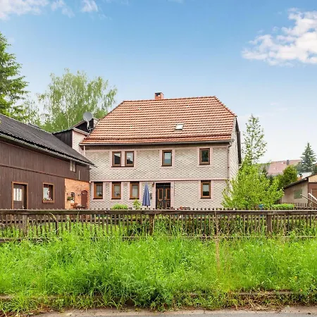 Apartment With Private Terrace